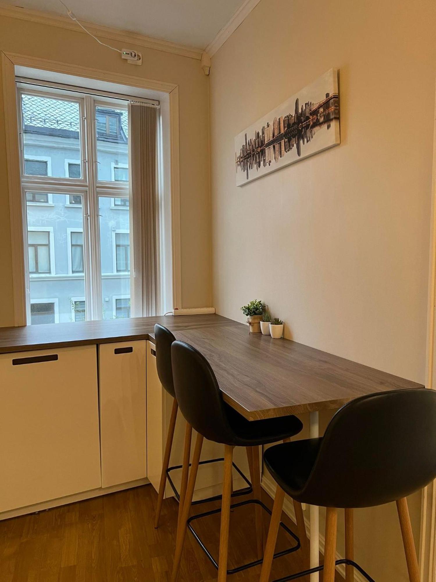Apartment In Center